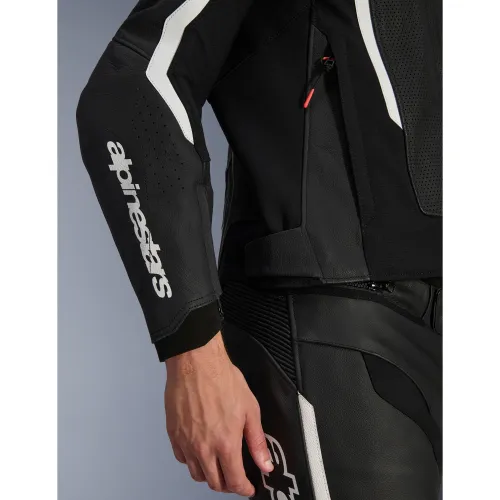 3100326 GP FORCE v2 LEATHER JACKET AIRFLOW ジーピーフォース